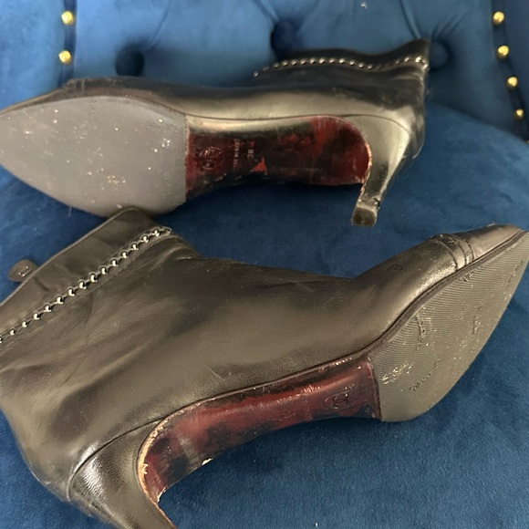 Chanel Vintage Women’s Boots - Picture 5 of 11